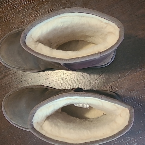 UGG classic short brown boots excellent preloved condition Size 8 authentic EUC! - Picture 5 of 15